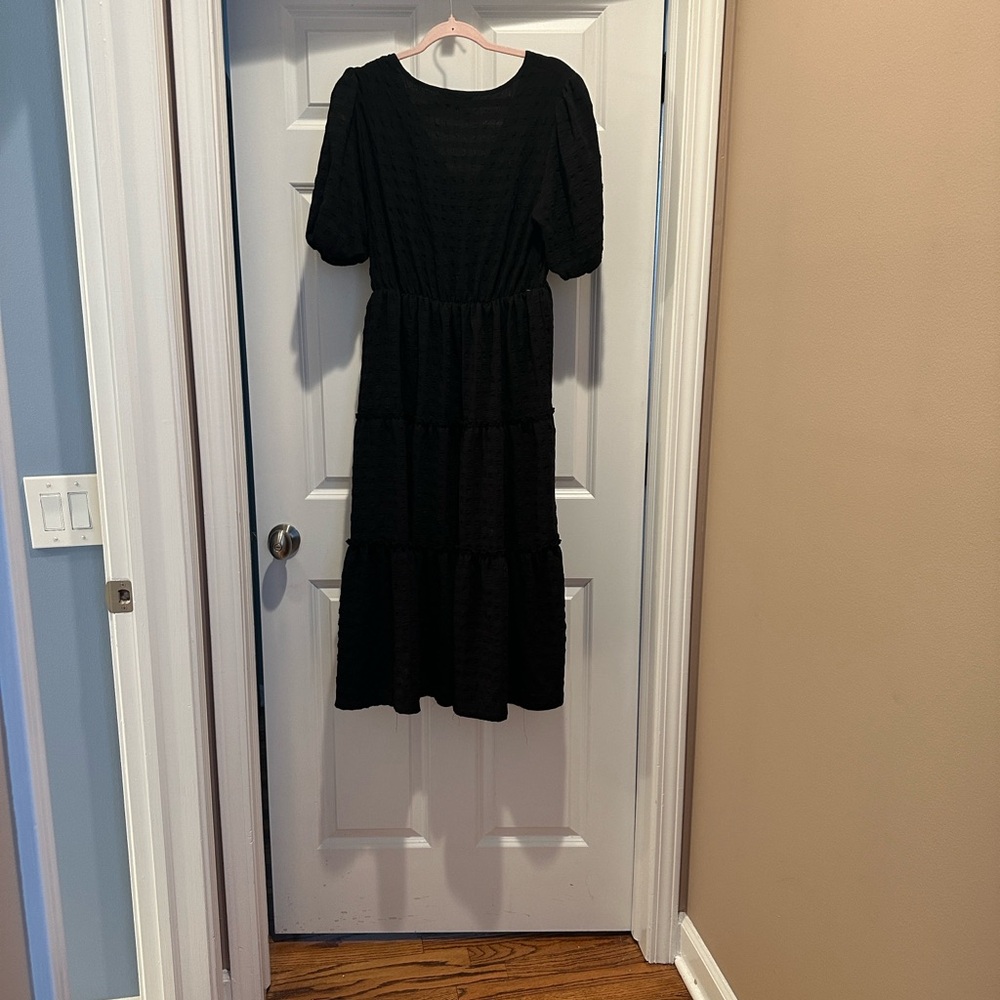 Versatile Black Maxi Dress with Short puffed sleeves - like new! - Picture 5 of 7